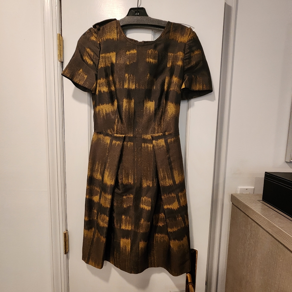 Burberry dress size 38